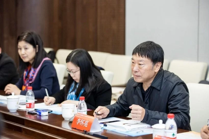 《人类命运共同体研究年鉴》新书发布会暨编创分享会在中国传媒大学举行(图2)