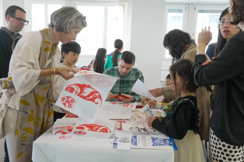 中国与瑞士文化交流合作开启新篇章——伯尔尼中国文化中心正式揭牌(图23) 中国与瑞士文化交流合作开启新篇章——伯尔尼中国文化中心正式揭牌(图23)