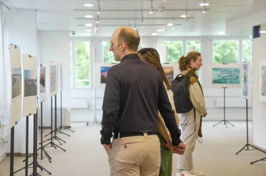 中国与瑞士文化交流合作开启新篇章——伯尔尼中国文化中心正式揭牌(图35) 中国与瑞士文化交流合作开启新篇章——伯尔尼中国文化中心正式揭牌(图35)