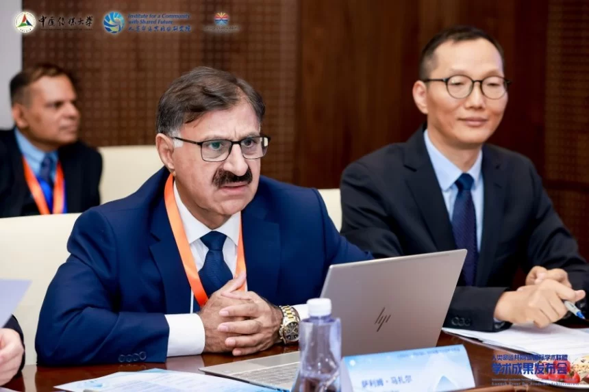 人类命运共同体国际学术联盟学术成果发布会成功举办(图3) 人类命运共同体国际学术联盟学术成果发布会成功举办(图3)