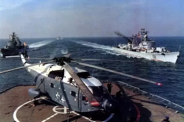 导弹驱逐舰南昌舰退役 要当军事主题公园(组图)(图13)