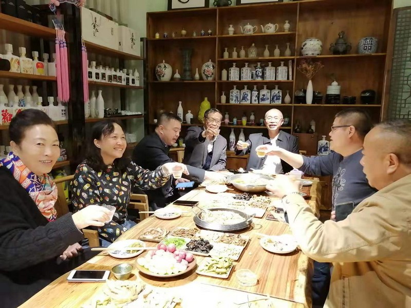 诗酒成都,各自风流!今夜我在红星路畔“蜀生欢伯”酒肆(图6) 诗酒成都,各自风流!今夜我在红星路畔“蜀生欢伯”酒肆(图6)